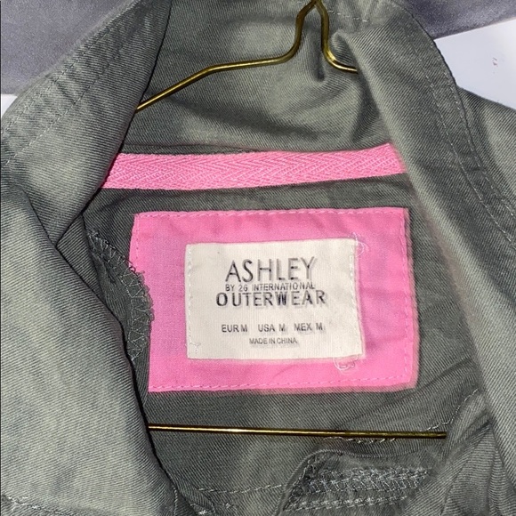 Jacket - Picture 2 of 3